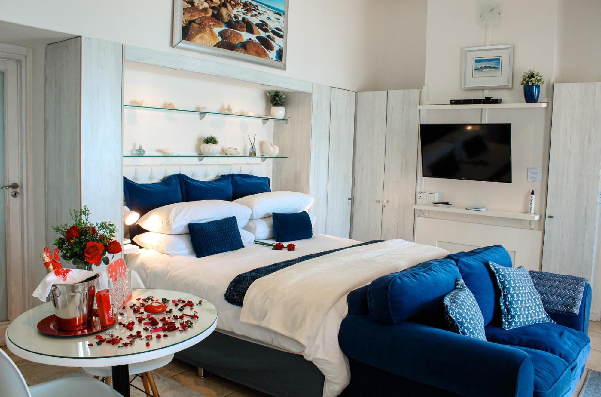 185 On Beach Boutique Suites Гордонс-Бей Екстер'єр фото