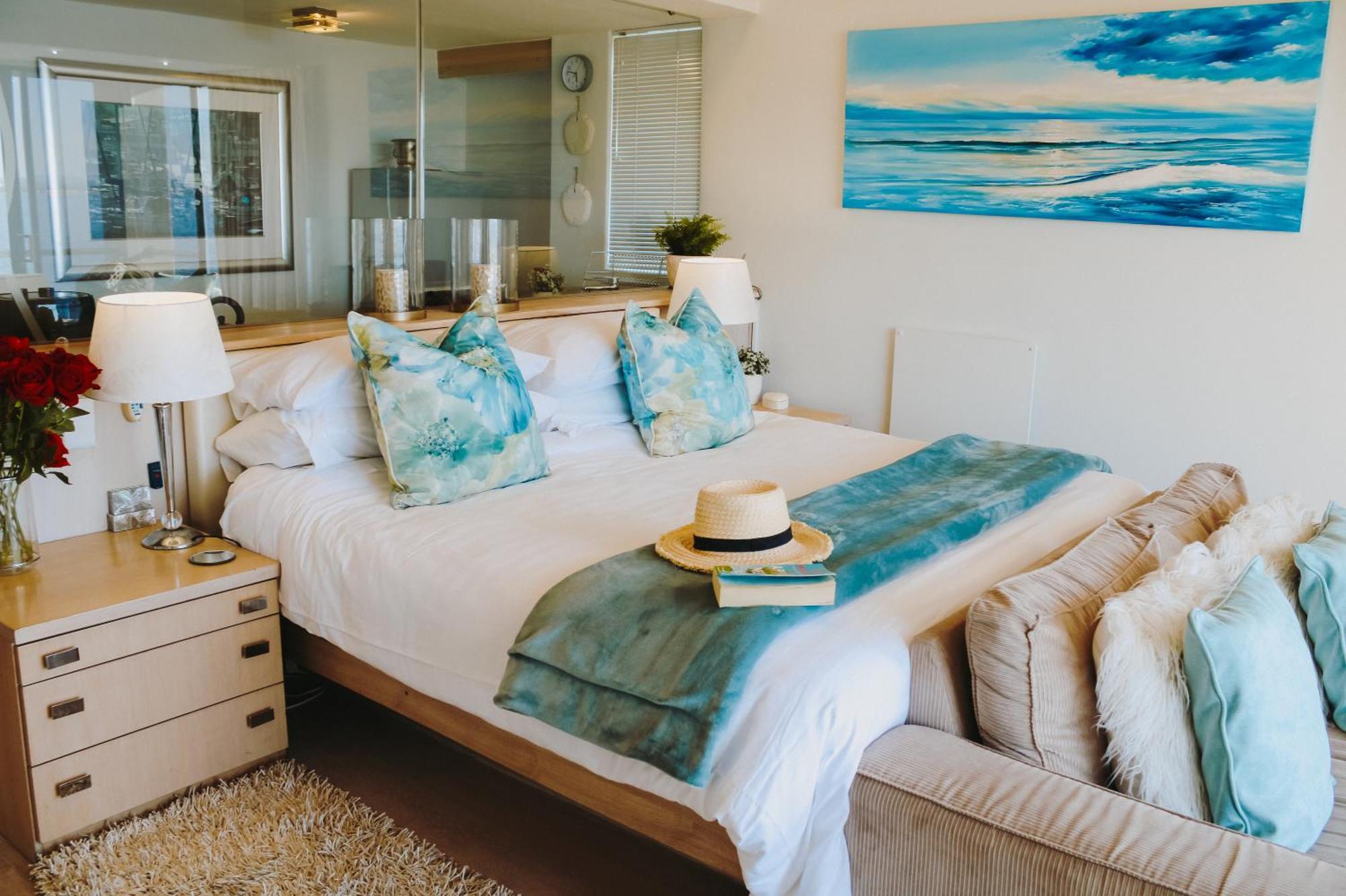 185 On Beach Boutique Suites Гордонс-Бей Екстер'єр фото